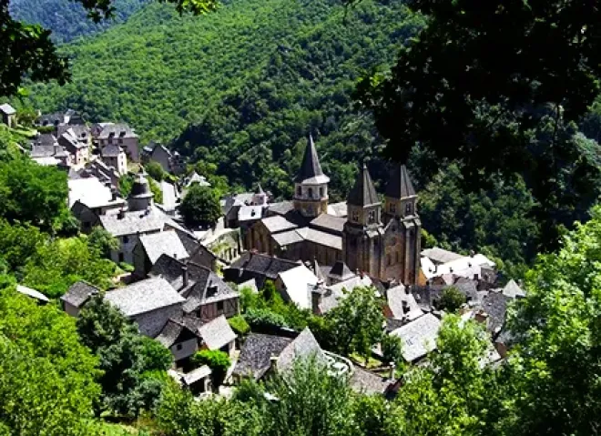 Village de Conques en Aveyron, Occitanie