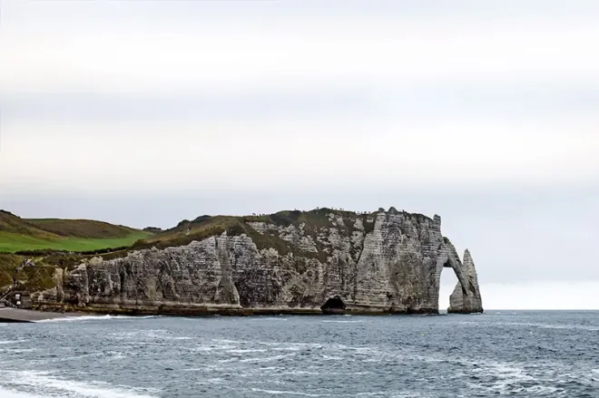 Côte rocheuse à Etretat en Seine-Maritime, Normandie