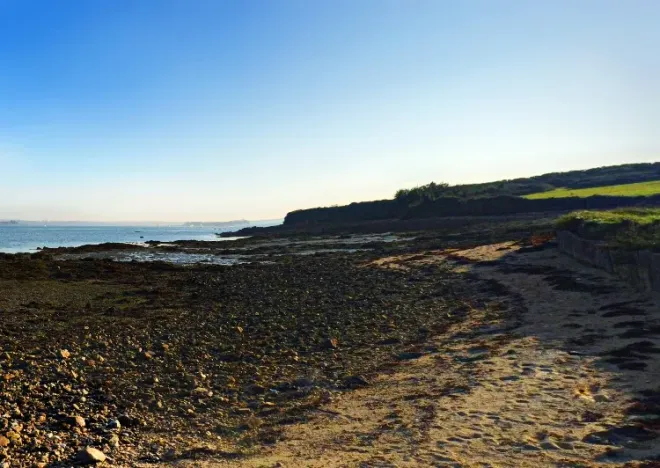 Plage de l'île d'Arz dans le Morbihan, Bretagne