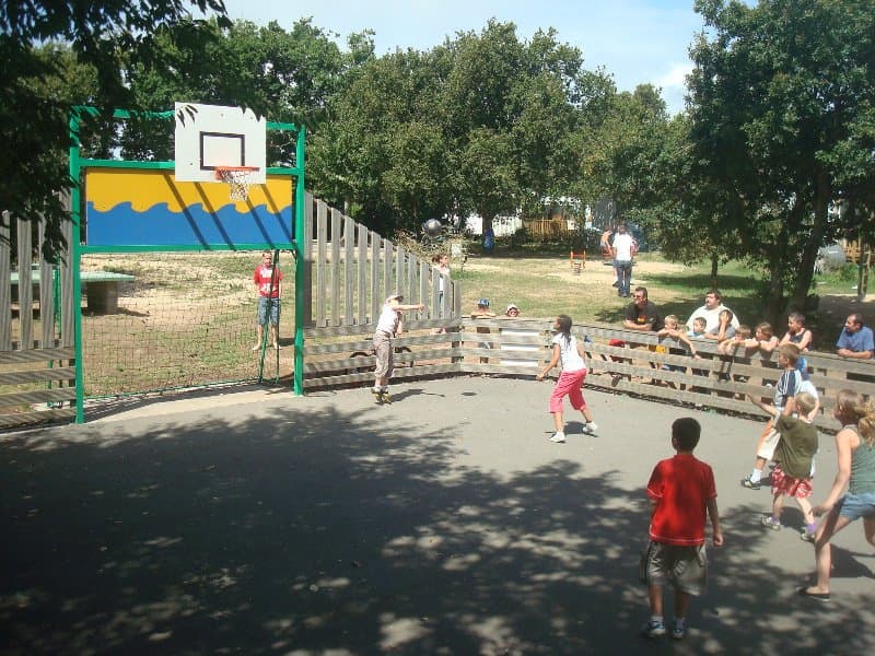 Aires de Jeux pour Enfants - Camping L'Orée de L'Océan ****