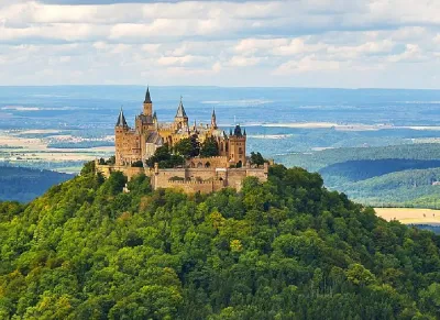 Château d'Hohenzollern dans la Forêt Noire, Allemagne